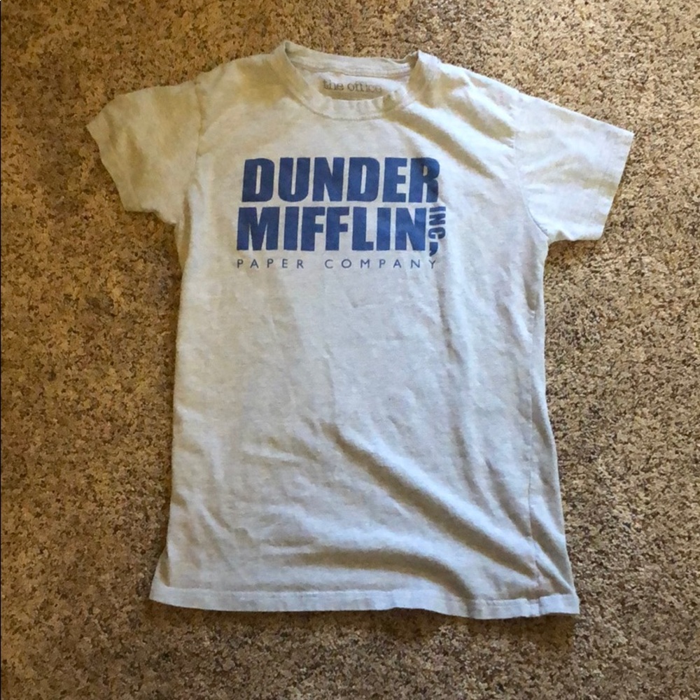 blue and gray dunder mifflin t-shirt